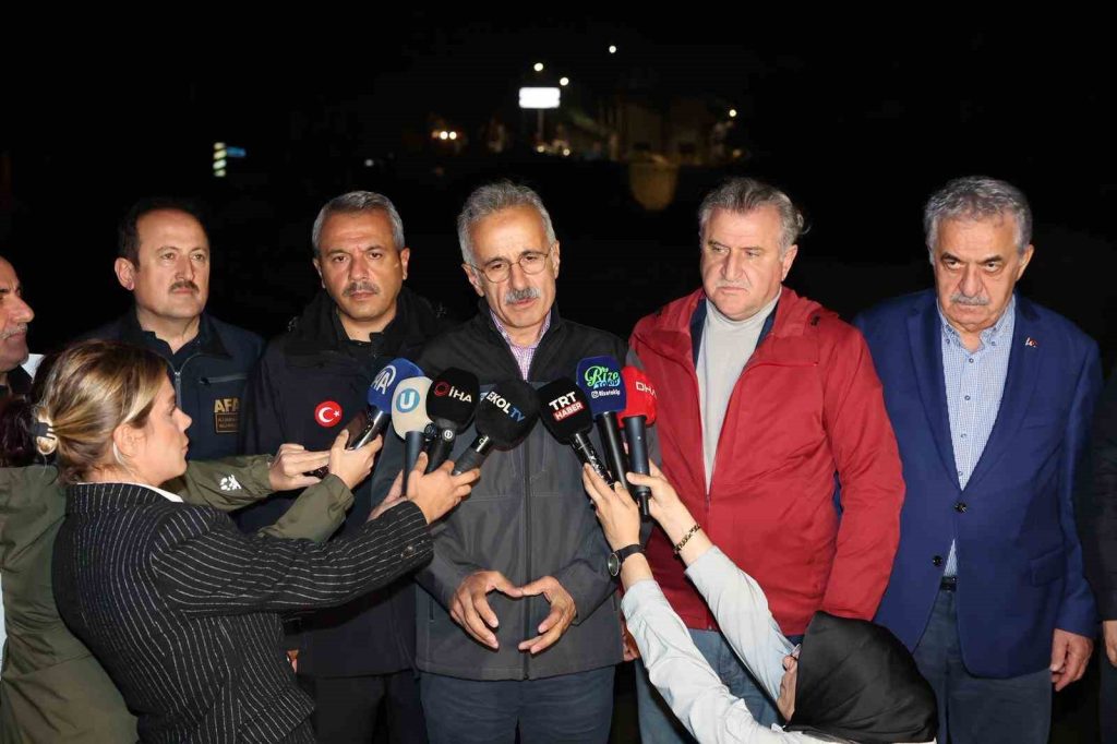 Bakan Uraloğlu: “Yağmur devam ediyor, alınması gereken önlemleri aldık”
