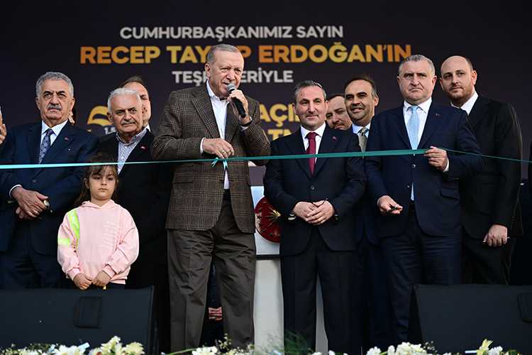 Cumhurbaşkanı Erdoğan: (Gazze için ateşkes planı) Filizlenen barış umutlarının solmasına müsaade edilmemelidir