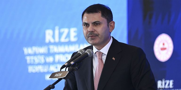 Bakan Kurum Rize’de Toplu Açılış Töreni’nde konuştu