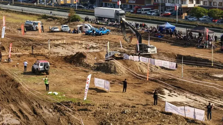 Off-Road Yarışları Nefes Kesti