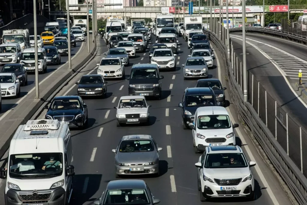 Yeni Trafik Kanunu ile Sürücülere Cezalar Artıyor