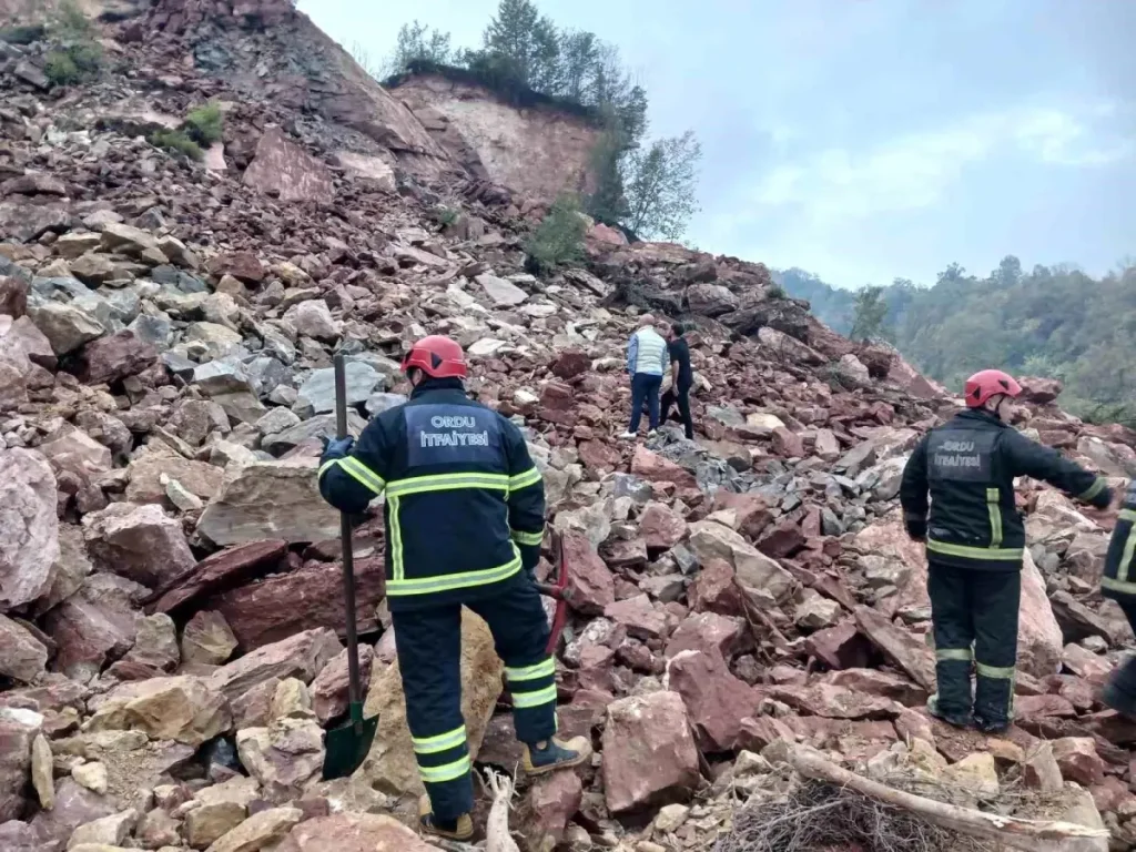 Ordu’da taş ocağında göçük: 2 işçi enkaz altında