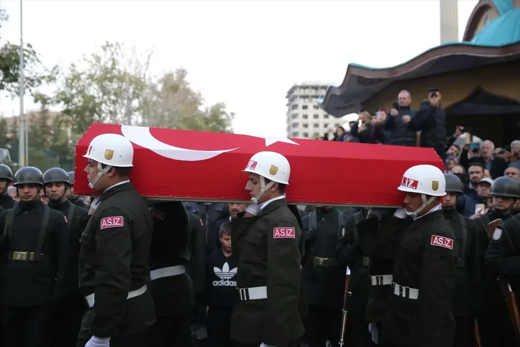 Türkiye şehitlerini uğurladı