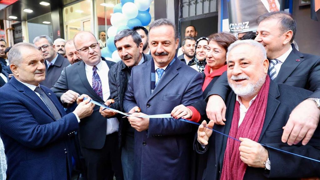 Anahtar Parti Genel Başkanı Ağıralioğlu Arsin’de sahaya indi