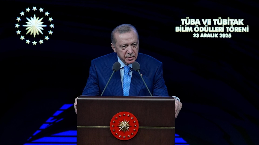Cumhurbaşkanı Erdoğan: Üretmeye, geliştirmeye, yeni buluşlara imza atmaya devam edeceğiz
