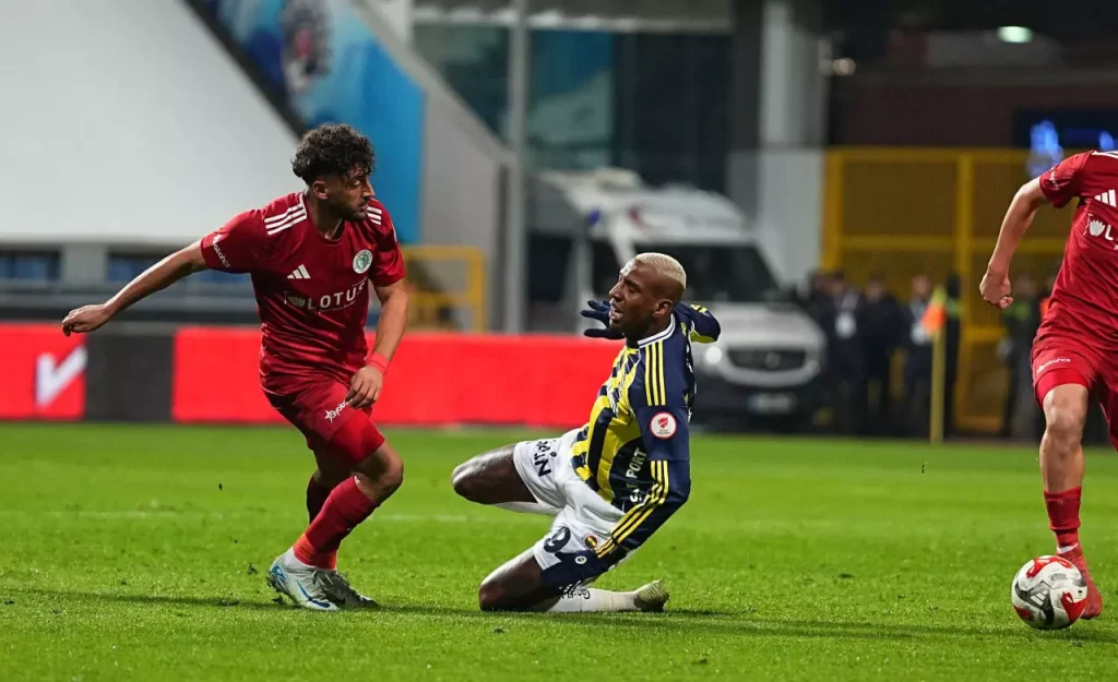 Fenerbahçe 2. Lig takımını 82’de devirdi