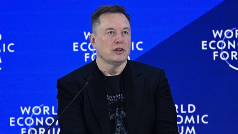 Elon Musk, yapay zekanın 5 yıl sonra “insanlıktan daha akıllı” olacağını söyledi