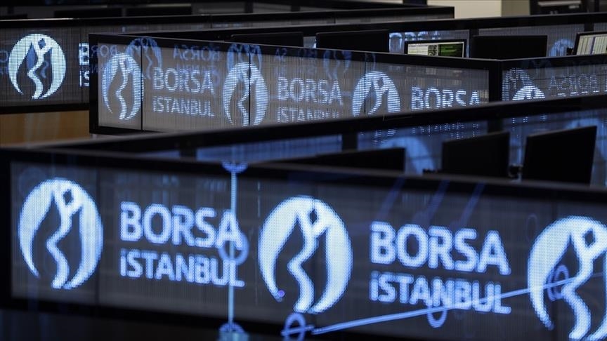 Borsa günü 12.000 seviyesini aşarak rekor düzeyde tamamladı