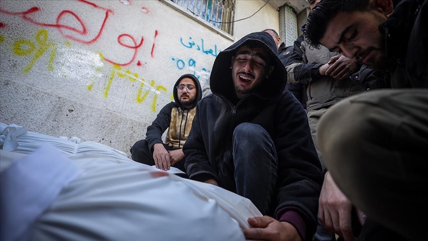 İsrail’in Gazze’ye saldırılarında 21 Filistinli hayatını kaybetti