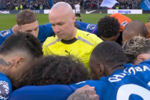 Bu görüntü Türkiye’de olsa yer yerinden oynar