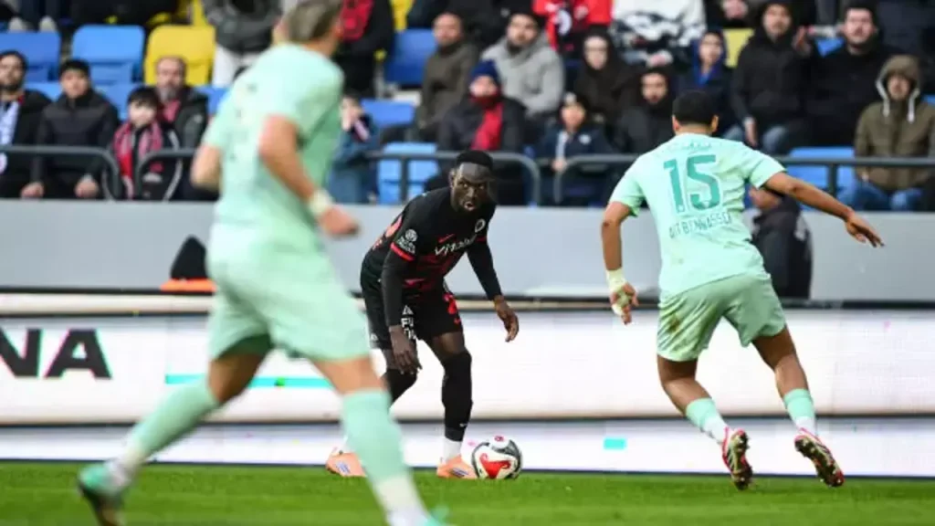 Düşme hattı için kritik maçta puanlar paylaşıldı!