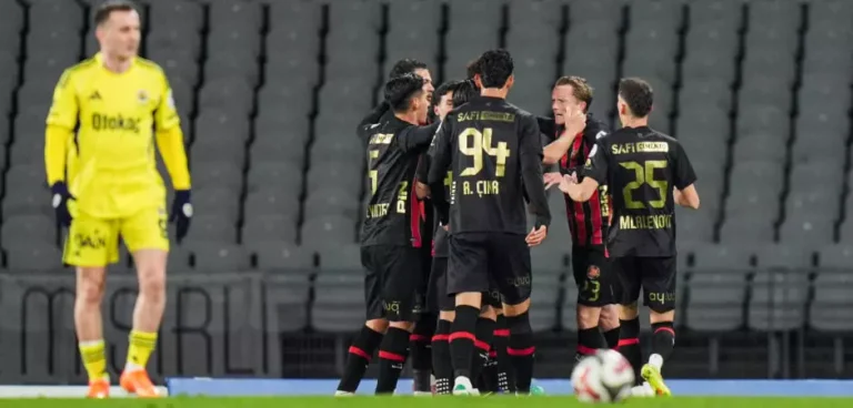 Ligin dibinden gelen darbe! Karagümrük, Fenerbahçe’yi devirdi