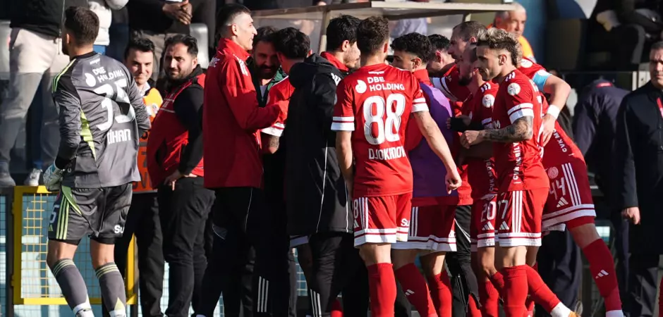 Rekor için sahaya çıkıp, hezimete uğradılar! Liderlik tehlikeye girdi