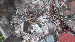 Fatih’te doğal gaz patlaması sonucu 2 bina çöktü