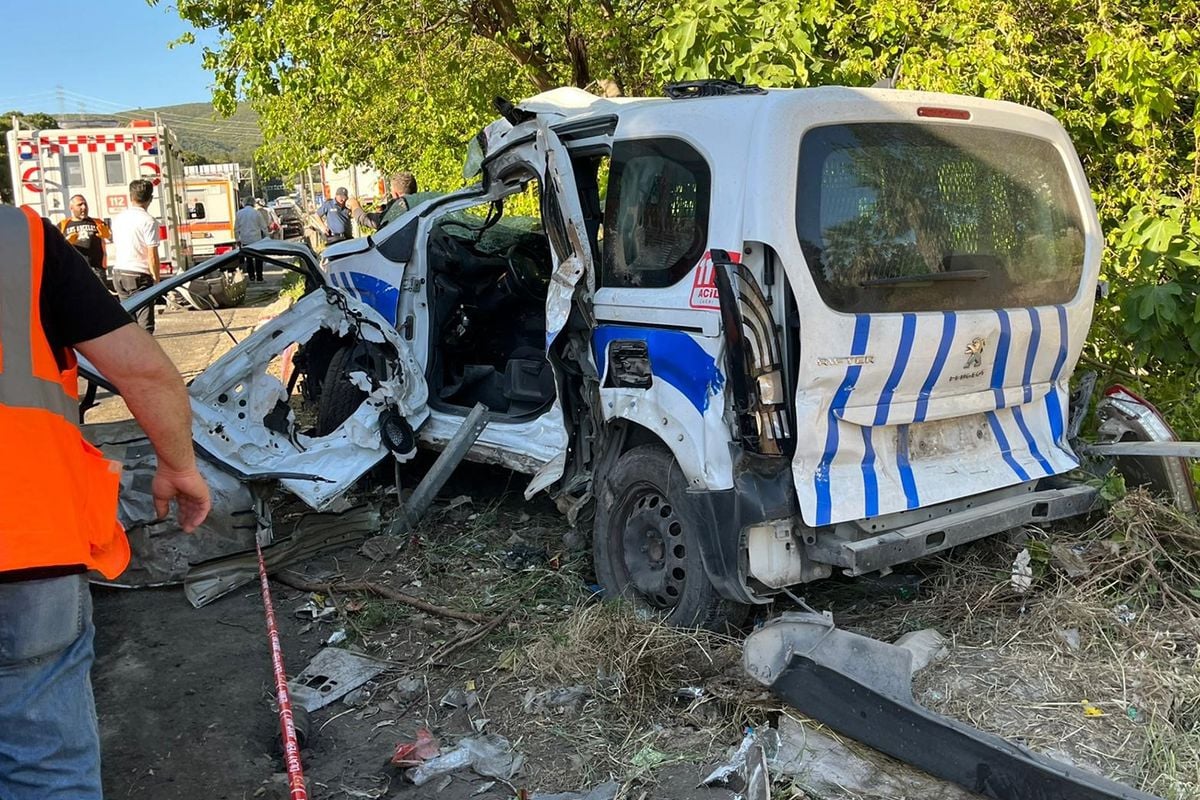 İzmir’deki zincirleme kazada 1 polisimiz şehit! 2 ölü, 5 yaralı