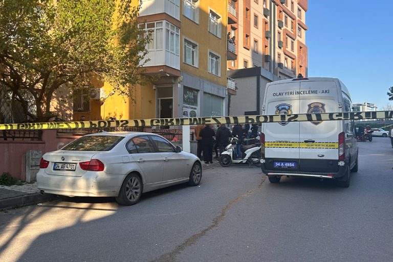 Maltepe’de borç kavgası kanlı bitti: 1 ölü, 2 yaralı