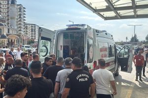 Mersin’de 17 yaşındaki pompalı tüfekli saldırgan 4 kişiyi öldürdü, 8 kişiyi yaraladı