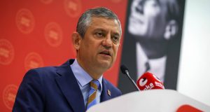 Çatlak söylentileri vardı! İşte grup başkanı seçilen Özgür Özel’in aldığı oy sayısı