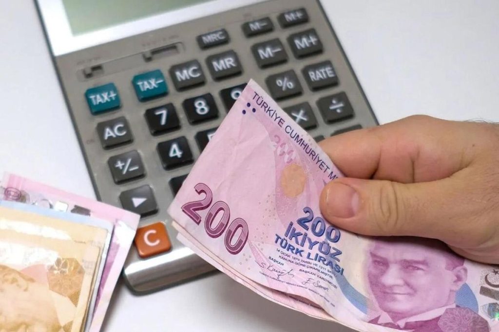 Daha önce nokta atışı yapan isim emekli ve memur maaşı için rakam verdi